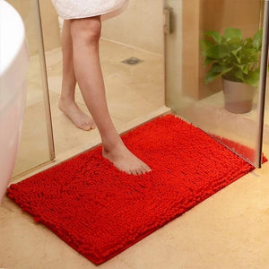 Step Into Luxury & Safety with Our Premium Chenille Bath Mat!