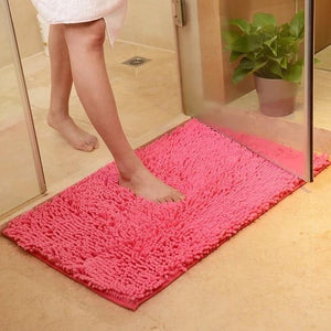 Step Into Luxury & Safety with Our Premium Chenille Bath Mat!