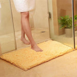 Step Into Luxury & Safety with Our Premium Chenille Bath Mat!