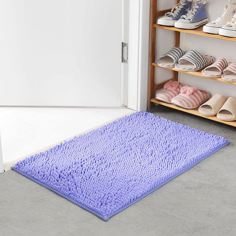 Step Into Luxury & Safety with Our Premium Chenille Bath Mat!