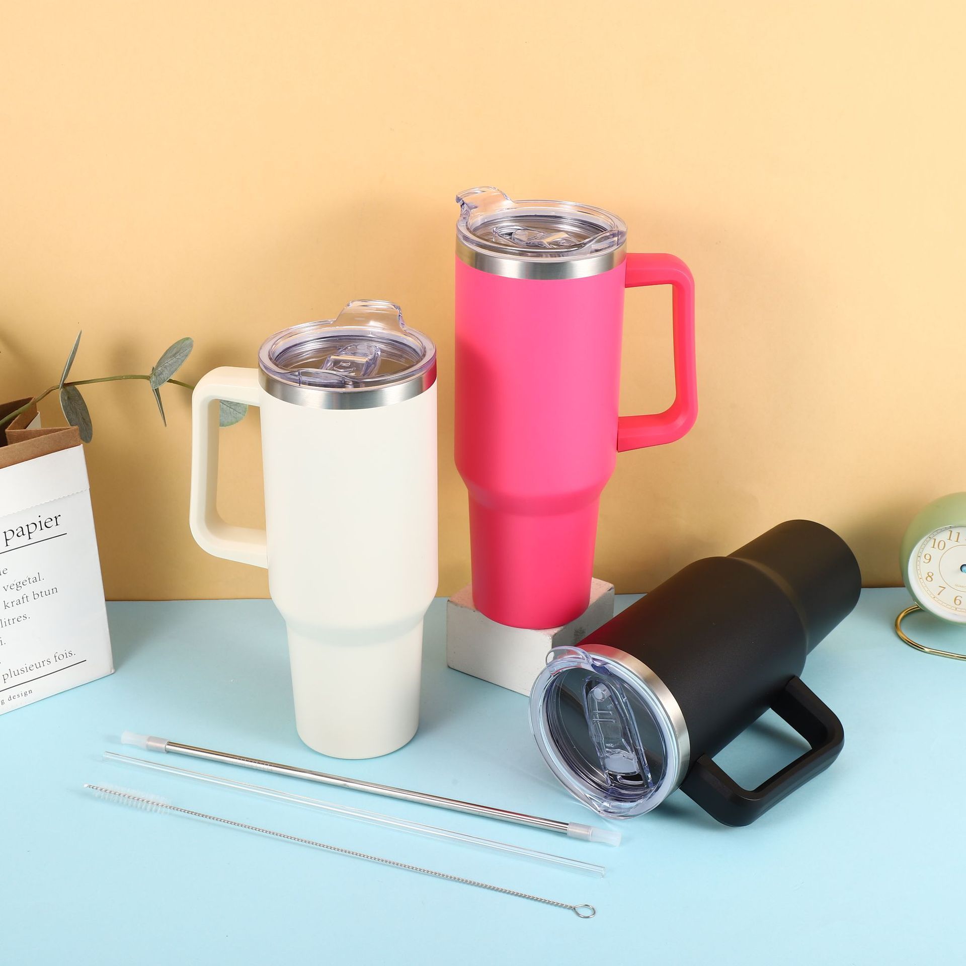 The Ultimate Big-Sip Companion for Active Lifestyles – 40oz Stainless Steel Cup