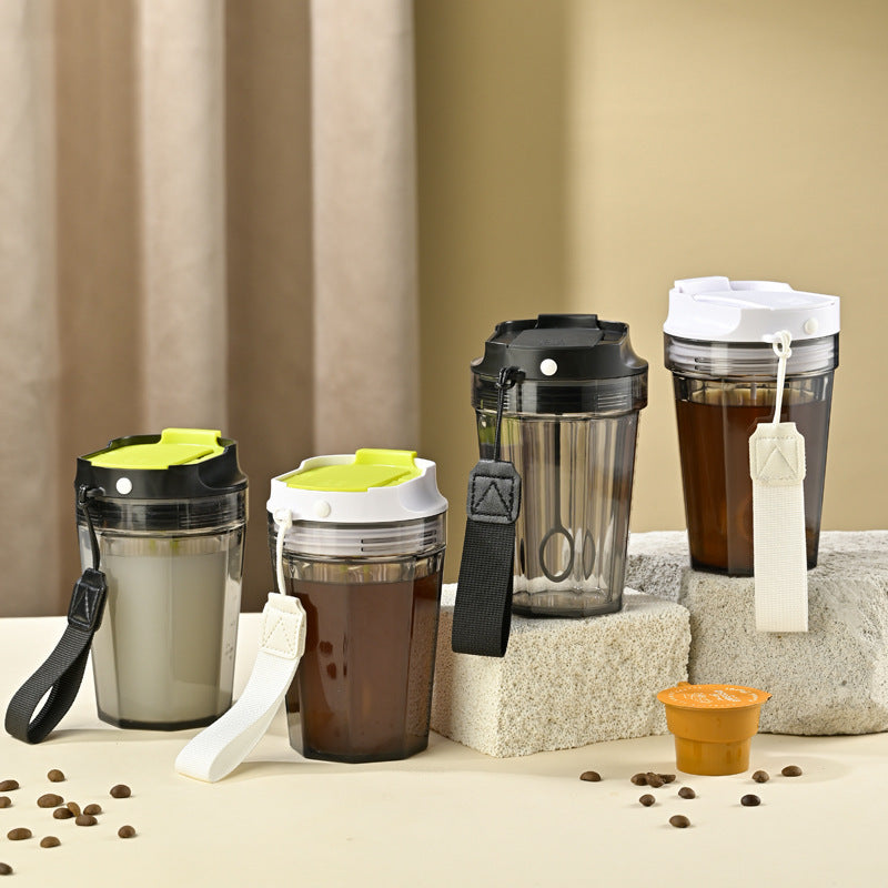 Revolutionize Your Drink Routine with the Fully Automatic Mixing Cup!